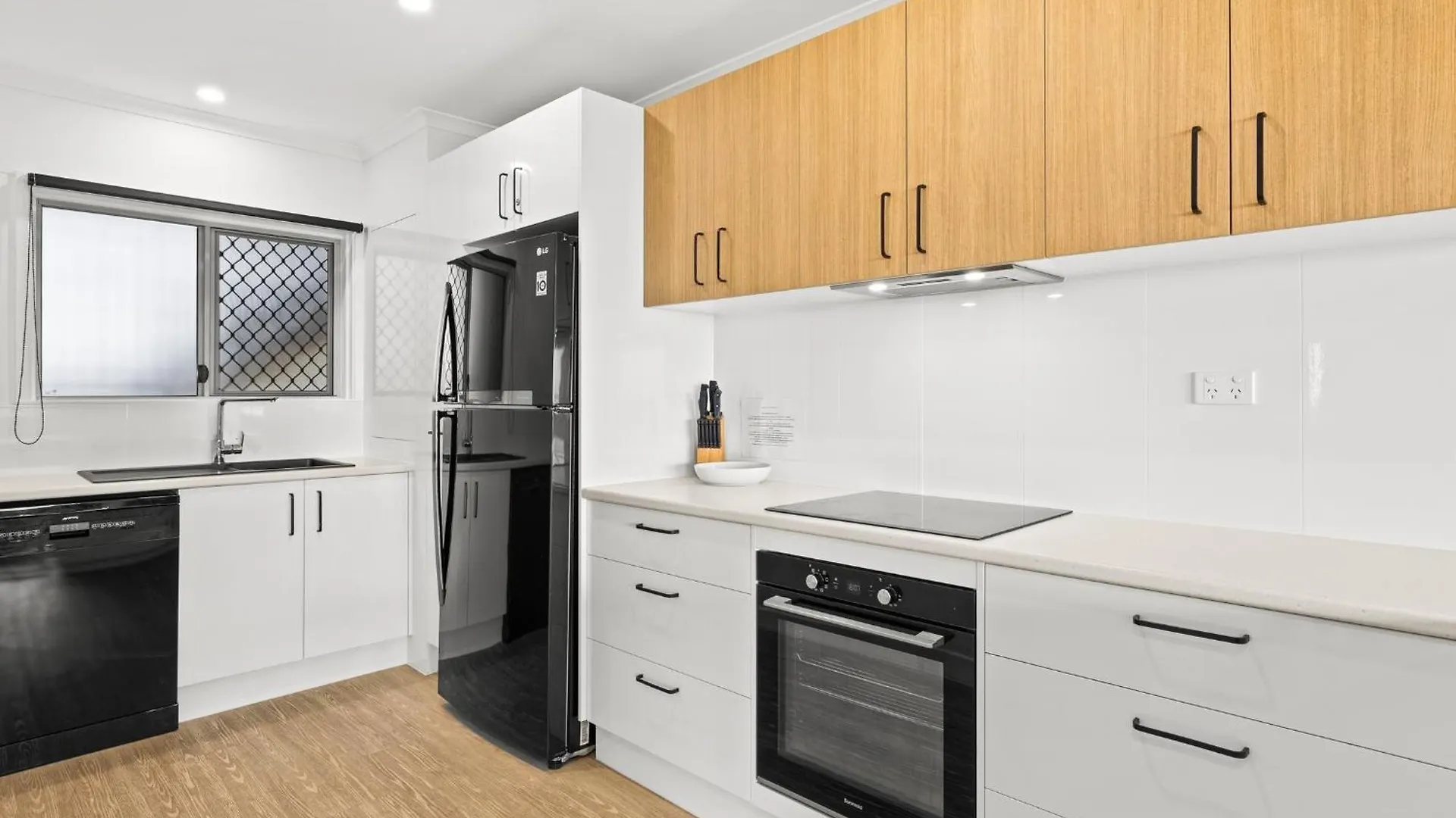 *** Aparthotel Maroochy Sands Holiday Apartments Maroochydore Australia