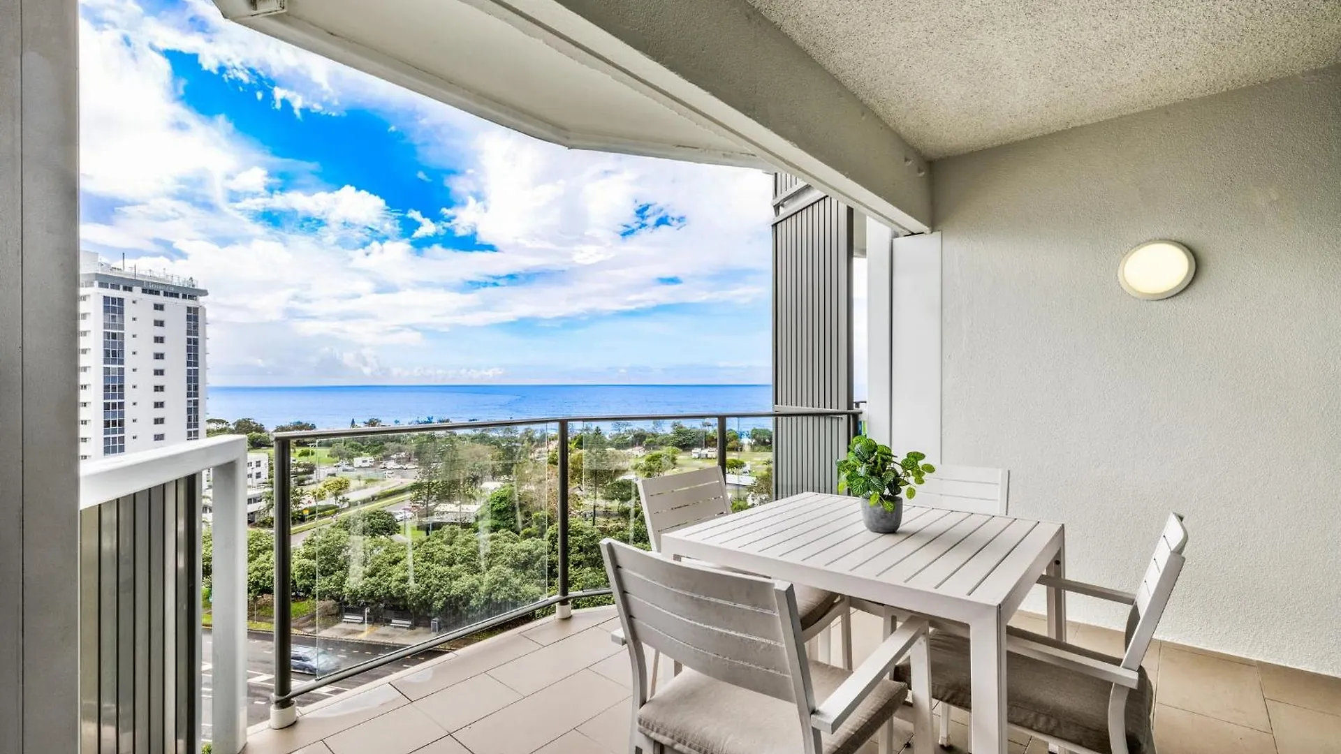 Maroochy Sands Holiday Apartments Maroochydore 3*,  Australia