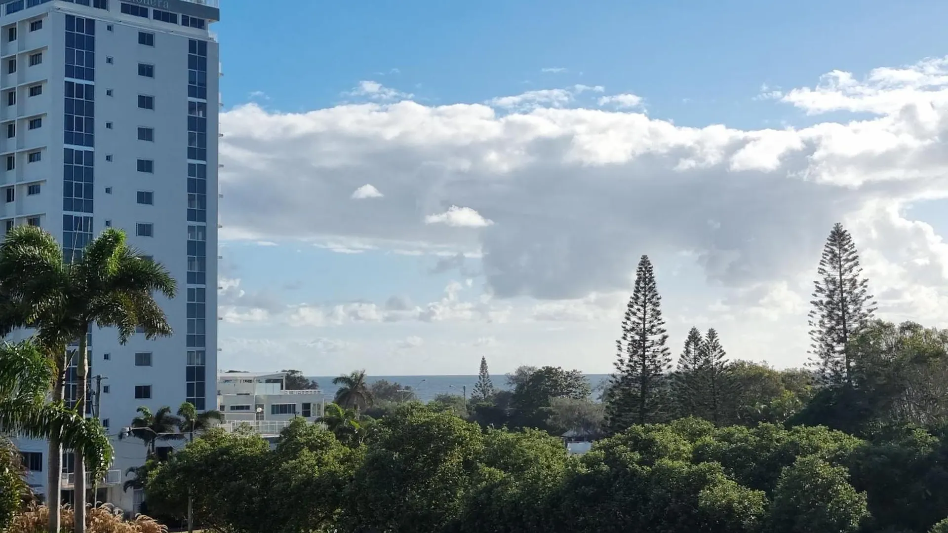 *** Aparthotel Maroochy Sands Holiday Apartments Maroochydore Australia